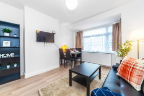 Autonomous 2 BDR apartment with Garden and Parking, Enfield Town